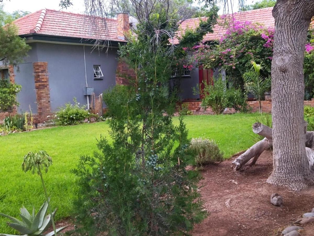 Royal Karoo Cottage Unit 1 Beaufort West Exterior photo